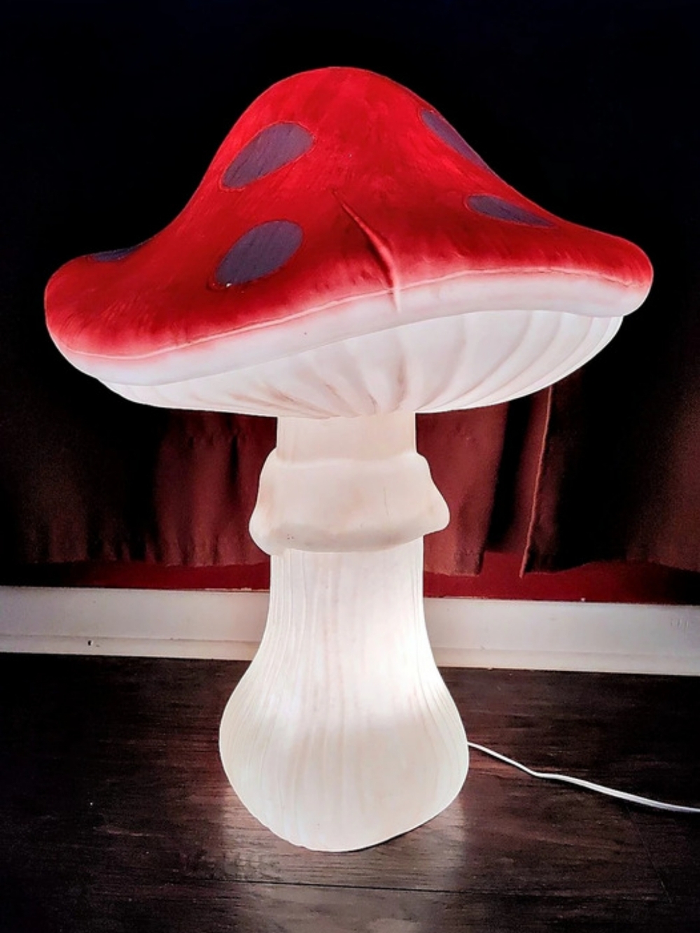 Cracker Barrel Exclusive Red Polka Dot Mushroom Blow Mold 24” Electric Plug In